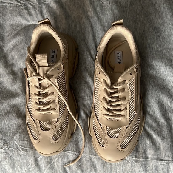 Brand new Steve Madden shoes - Picture 2 of 4